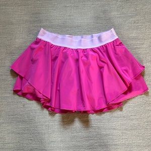 Lululemon court rival hot pink skort, size 12